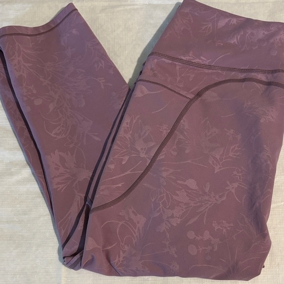 ZYIA Lavender Active Leggings - Picture 2 of 8